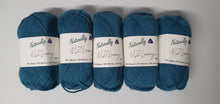 Load image into Gallery viewer, NZ Luxury DK / 8 Ply
