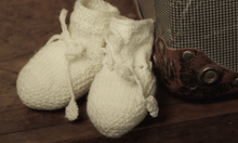 Load image into Gallery viewer, Sugar Plum Baby Hat and Booties BC46 in 4 Ply
