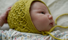 Load image into Gallery viewer, Princess Gabriella Bonnet and Booties BC79 in 4 Ply
