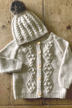 Load image into Gallery viewer, Riley Cardi and Hat BC98 in 8 Ply
